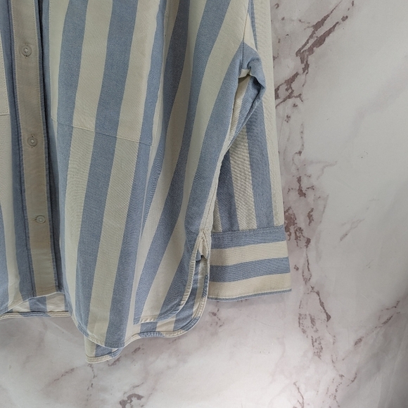 Everlane Shirt Womens White Blue Striped Button The Boxy Oxford 2 Pocket - Picture 5 of 14
